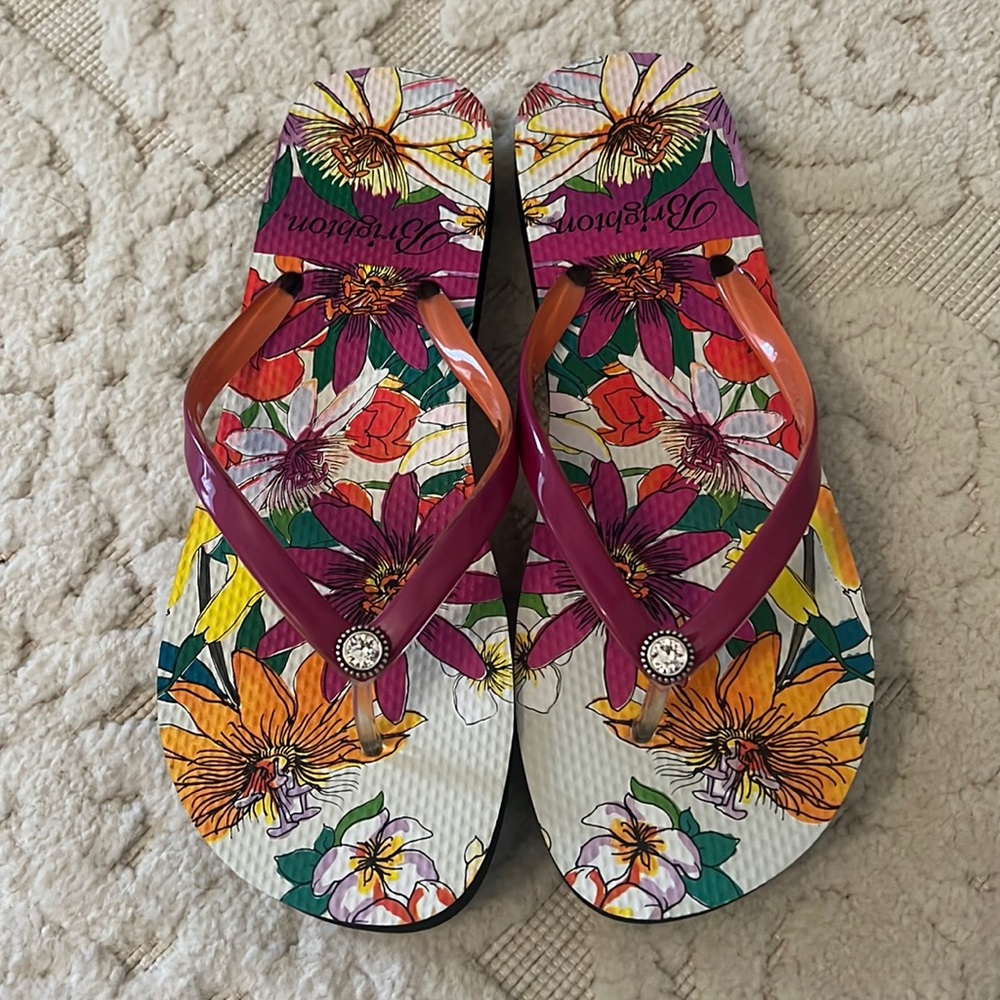 Brighton Maui flip flops sandals Sz 9
